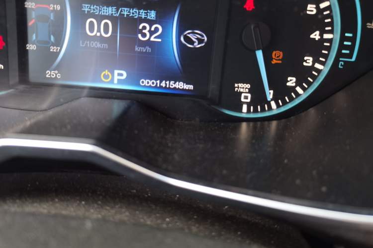 Used Soueast DX7 2015 1.5T Automatic Luxury Model
