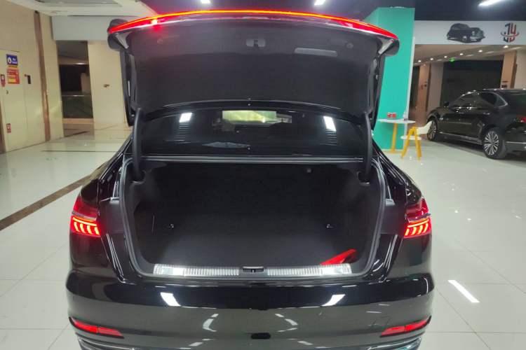 Used Audi A6L 2022 45 TFSI Prestige Elegant Edition
