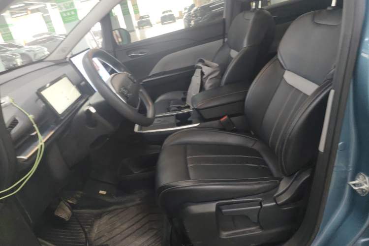 Used Venucia VX6 2024 520 Travel Edition
