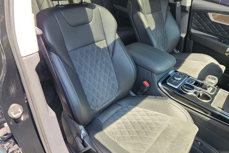 Used Hongqi HS7 2021 2.0T DCT Two-Wheel Drive Smart Connect Flagship Edition