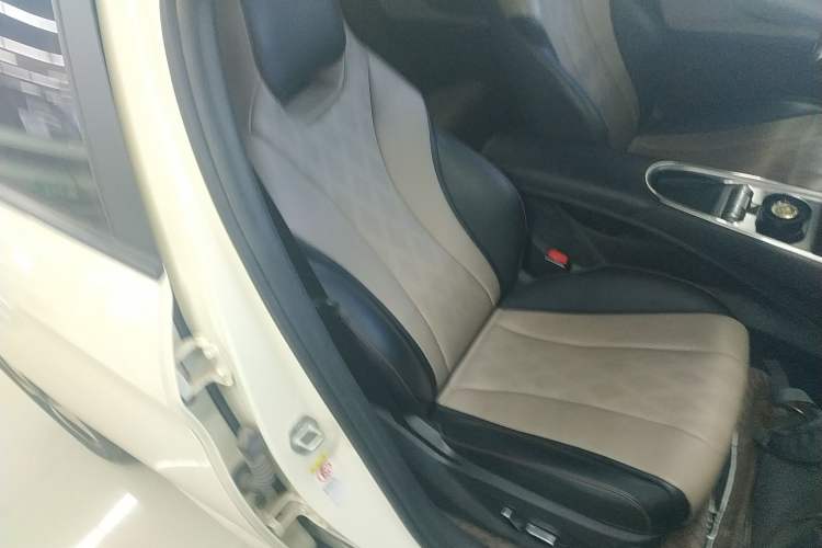 Used BYD Dolphin 2023 420 km Fashion Edition