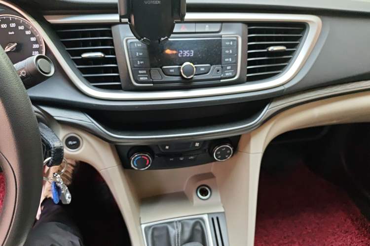 Used Buick GT 2015 15N Manual Elite Edition Audio And AC Panel