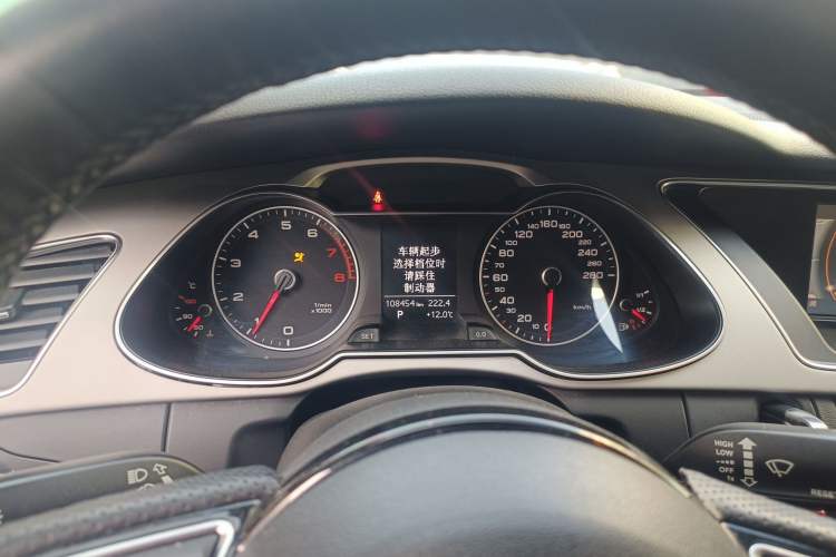 Used Audi A4L 2015 35 TFSI Automatic Comfort Model Instrument Cluster