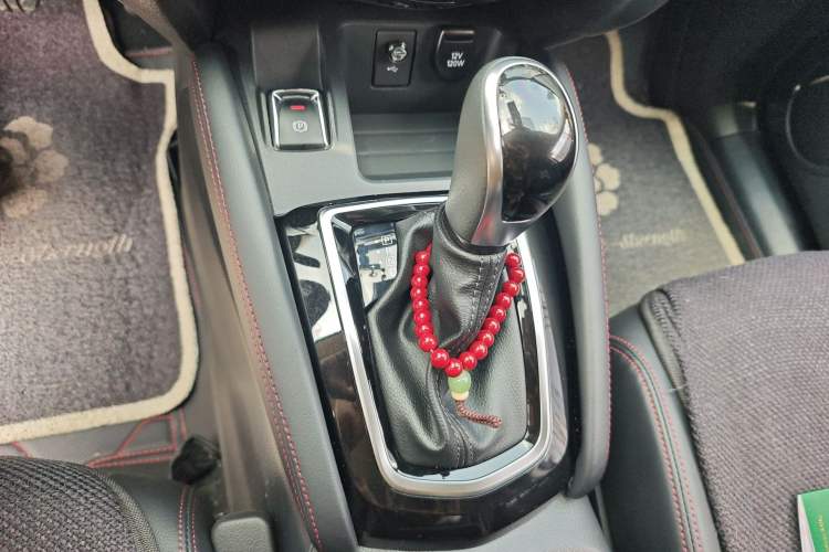 Used Nissan Qashqai 2023 Classic 2.0L CVT XV Comfort Edition Gear Lever