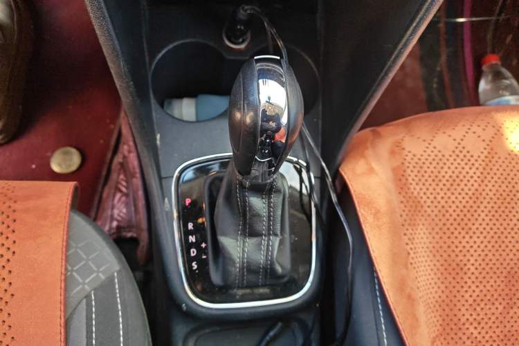 Used Volkswagen Polo 2014 1.6L Cross Polo Automatic