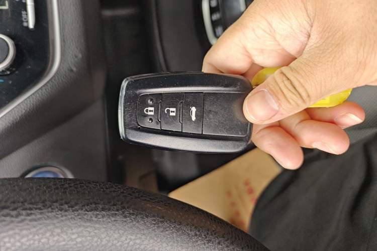 Used Toyota Levin 2022 Dual-Motor 1.8H E-CVT Leading Edition
