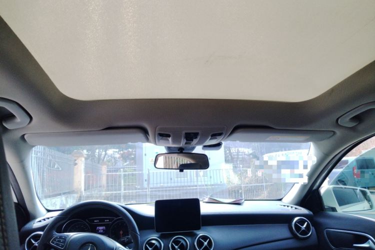 Used Mercedes-Benz GLA 2017 GLA 200 Fashion Model