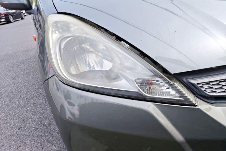 Used Honda Fit 2011 1.3L manual Comfort version
