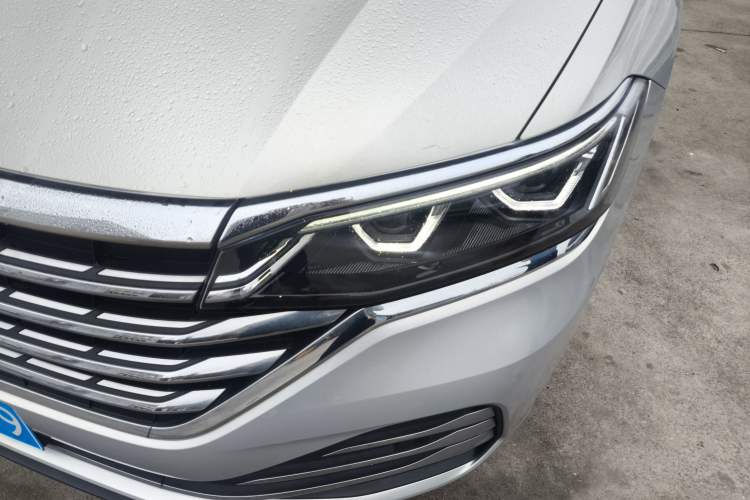 Used Volkswagen Viloran 2022 380TSI Prestige Edition