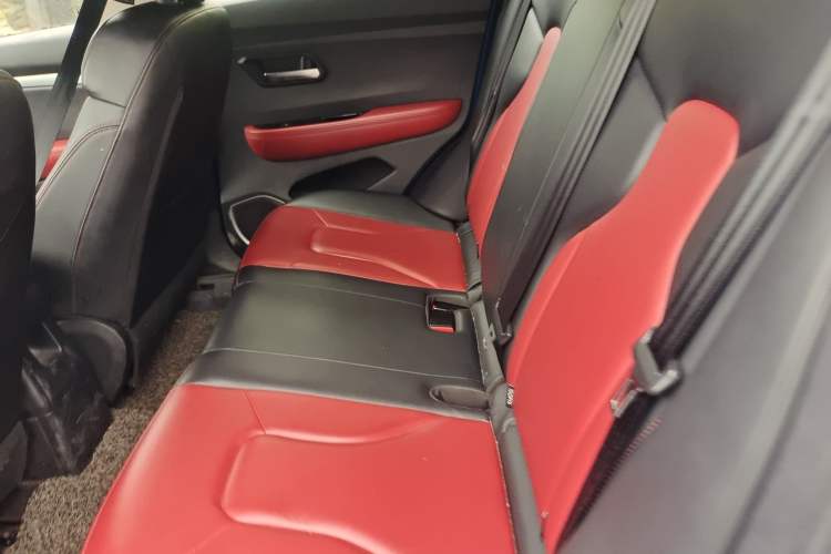 Used Haval H2s 2017 Red-Label 1.5T Dual-Clutch Elite Model
