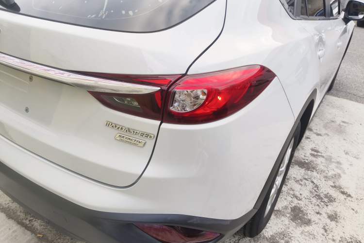 Used Mazda CX-4 2018 2.0L Automatic Two-Wheel Drive Blue Sky Dynamic Version China VI Standard