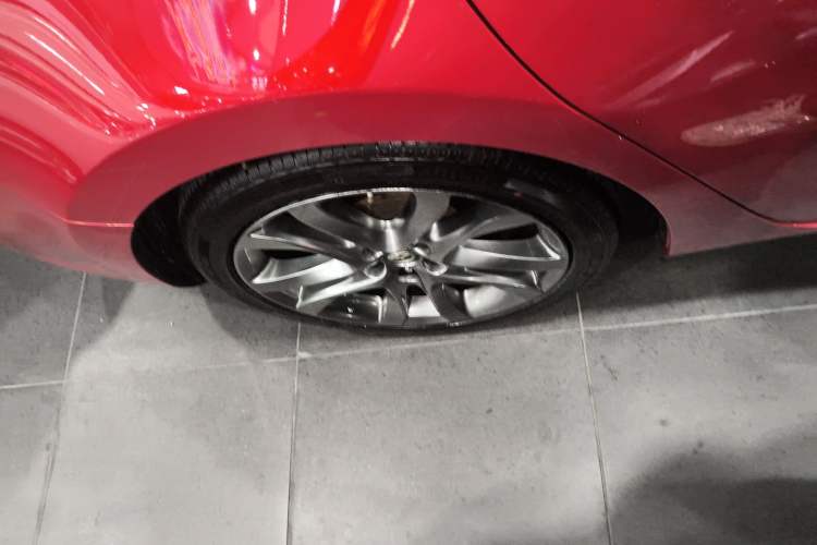 Used Mazda Atenza 2018 2.5L Blue Sky Sport Edition China VI compliant
