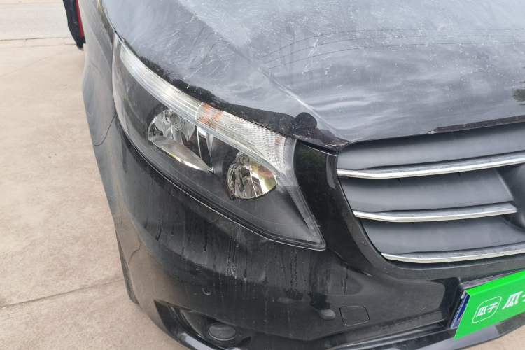 Used Mercedes-Benz Vito 2021 2.0T Business Version 7 Seats Right Front Headlight