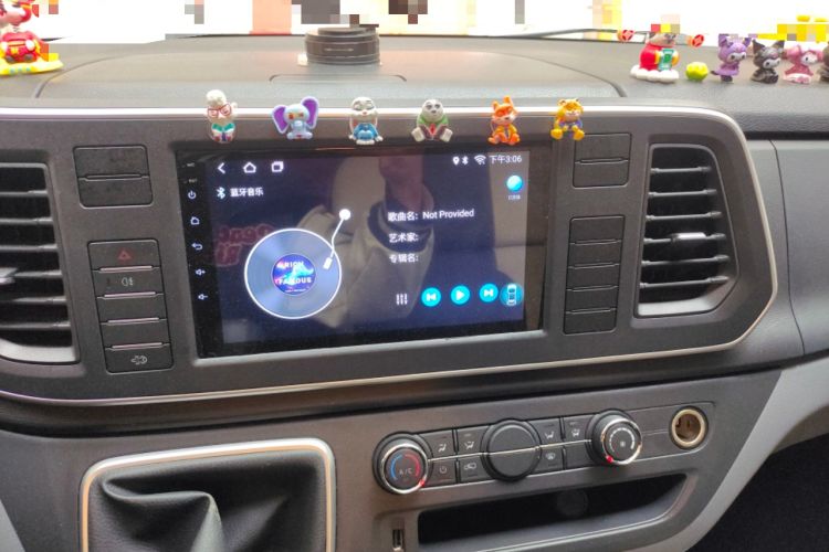 Used SAIC MAXUS Xintu V80 