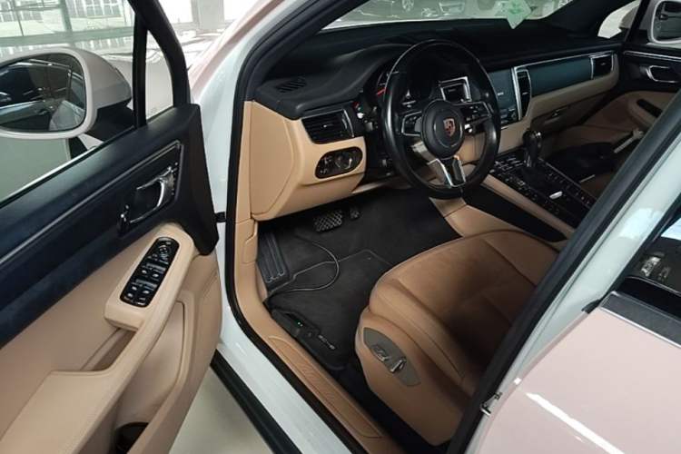 Used Porsche Macan 2017 Macan 2.0T
