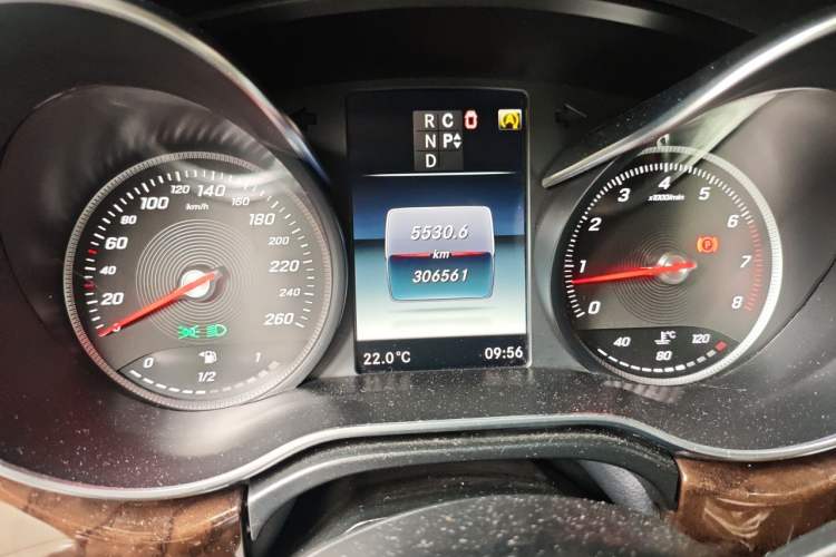 Used Mercedes-Benz V-Class 2017 V 260 Prestige Edition Instrument Cluster