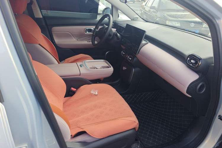 Used AION UT 2025 330 Star Edition
