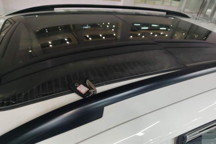 Used Volkswagen Tiguan 2016 280TSI Automatic Two-Wheel Drive Silk Road Comfort Edition Roof