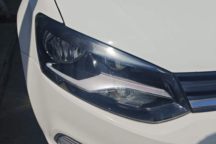 Used Volkswagen Polo 2018 1.5L Automatic Advanced Driving Model Right Front Headlight
