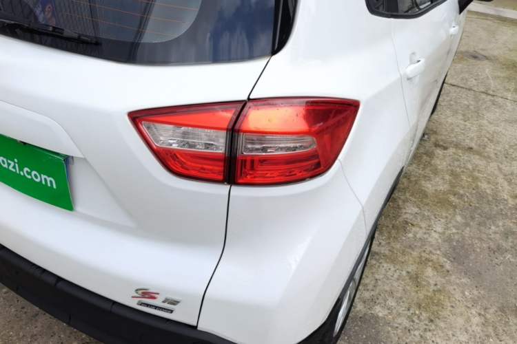 Used CHANGAN CS15 2016 1.5L Manual Fashion Edition