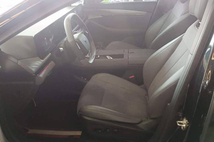 Used VOYAH PASSION 2024 PHEV Four-Wheel Drive Ultra-Long Range Flagship Model Left Front Seat