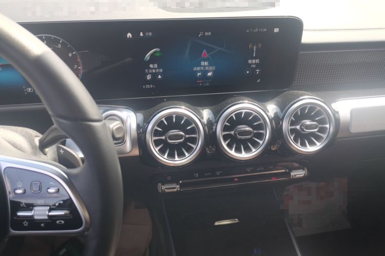 Used Mercedes-Benz GLB 2023 GLB 220 Sport Edition Audio And AC Panel