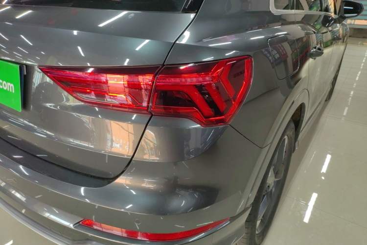 Used Audi Q3 2019 35 TFSI Fashion Dynamic Model
