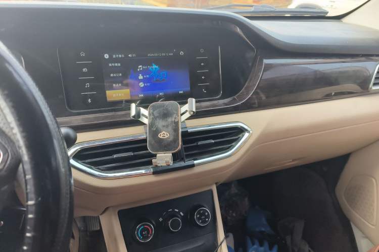 Used CHANGAN KUAYUE Xing V5 EV 2021 Luxury Edition 2-Seat Van with Lingdian System Audio And AC Panel