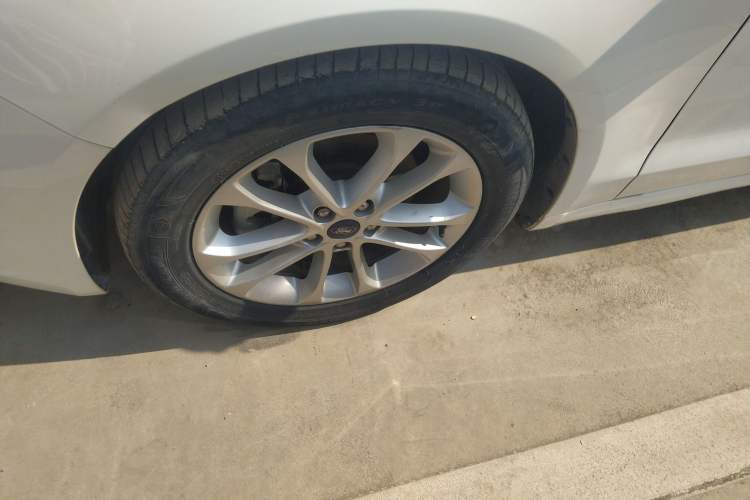 Used Ford Mondeo 2018 EcoBoost 180 Smart Control Fashion Model China VI Standard