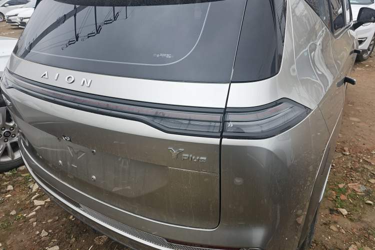 Used AION Y 2022 Plus 70 Smart Edition