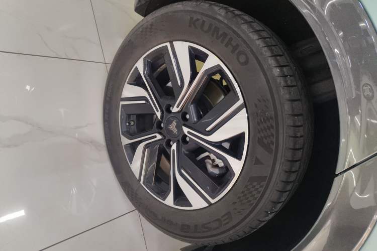 Used NETA U 2022 Zhi400 Pro Lithium Iron Phosphate
