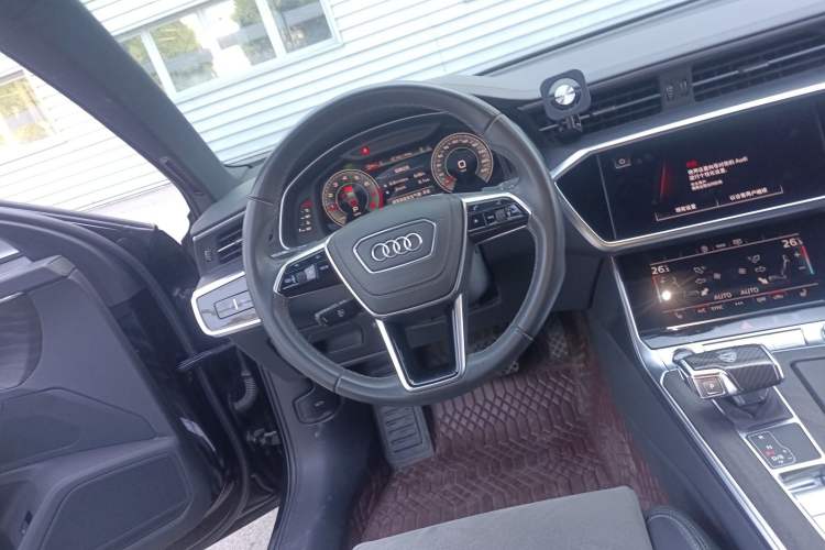 Used Audi A6L 2023 Revised Edition 45 TFSI quattro Prestige Dynamic Version Steering Wheel