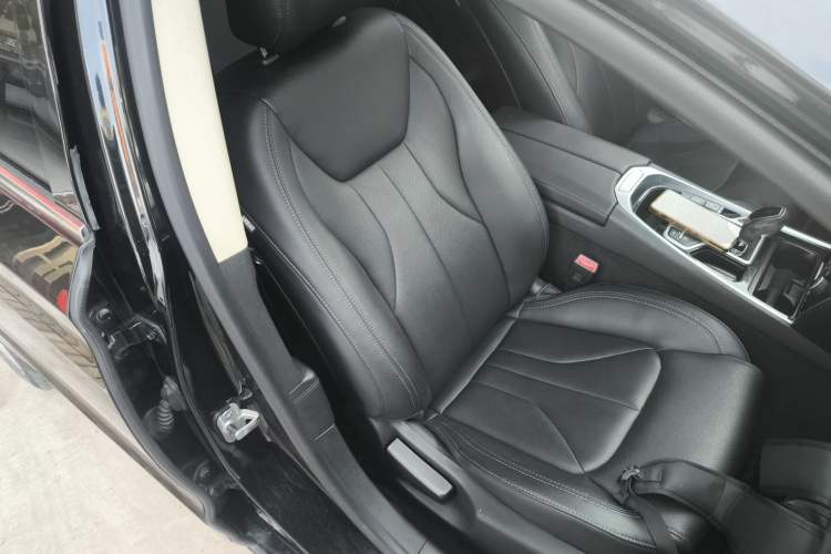 Used Geely Auto Emgrand GT 2015 2.4L Comfort Model Right Front Seat