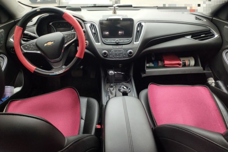 Used Chevrolet Malibu XL 2018 530T Automatic Ruiyi Edition Center Console