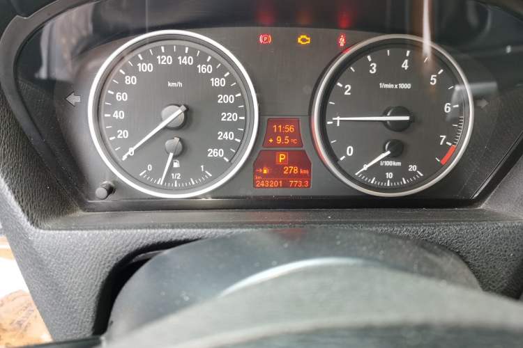 Used BMW X5 2013 xDrive35i Luxury Model