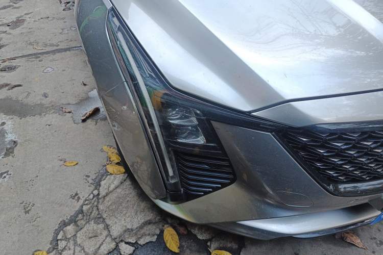 Used Cadillac CT5 2024 28T Luxury Pro Trim Right Front Headlight