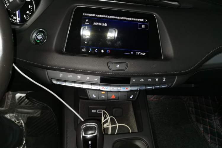 Used Cadillac XT4 2018 28T Two-Wheel-Drive Luxury Model
