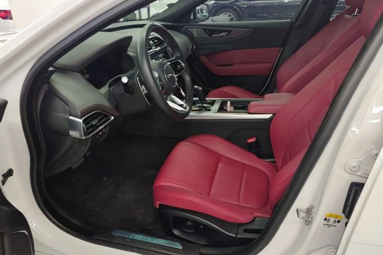 Used Jaguar XEL 2024 2.0T 250 PS R-DYNAMIC S Advanced Sport Edition
