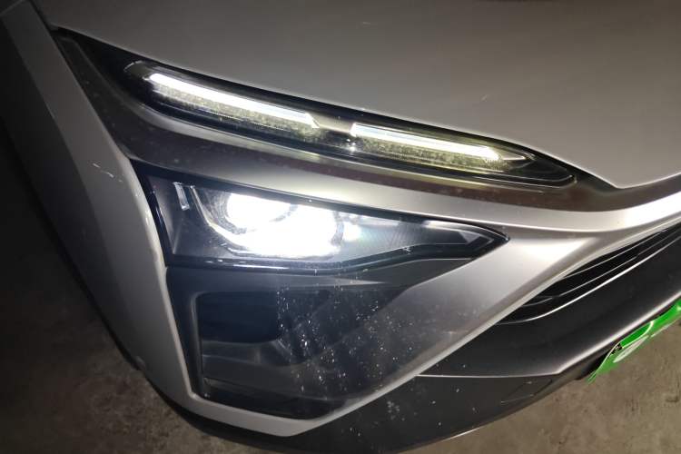 Used Nio ES8 2018 Founder Edition Right Front Headlight