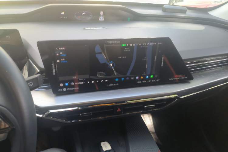 Used Oshan Z6 2022 Blue Whale 1.5T DCT Smart Edition