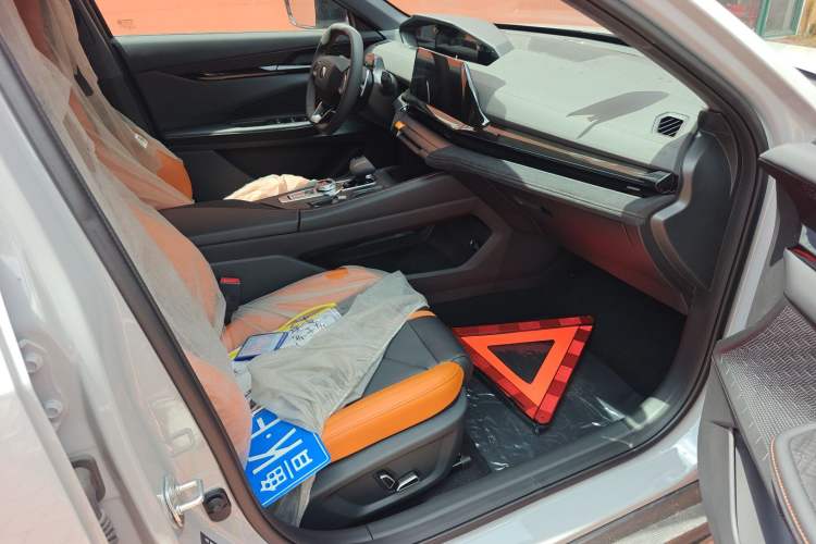 Used Changan UNI-V 2024 1.5T Prestige Sport Edition
