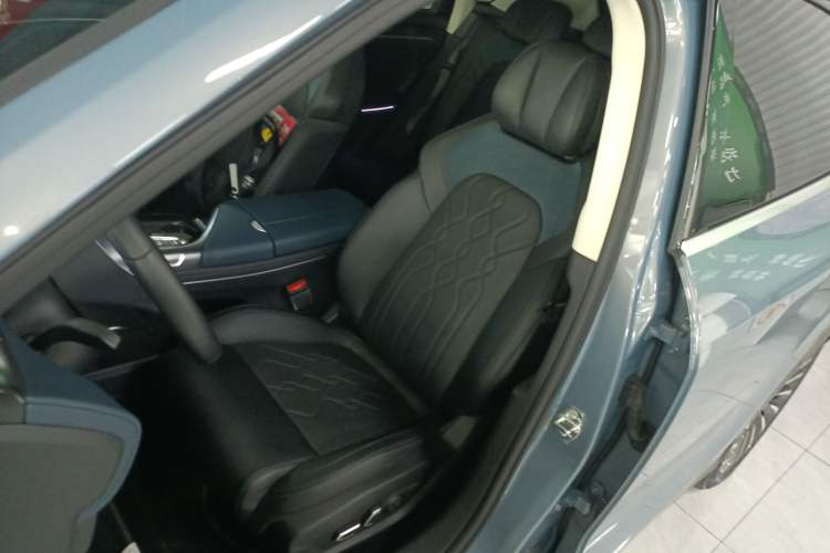 Used VOYAH FREE 2022 Four-Wheel Drive Ultra-Long Range Pure Electric Version