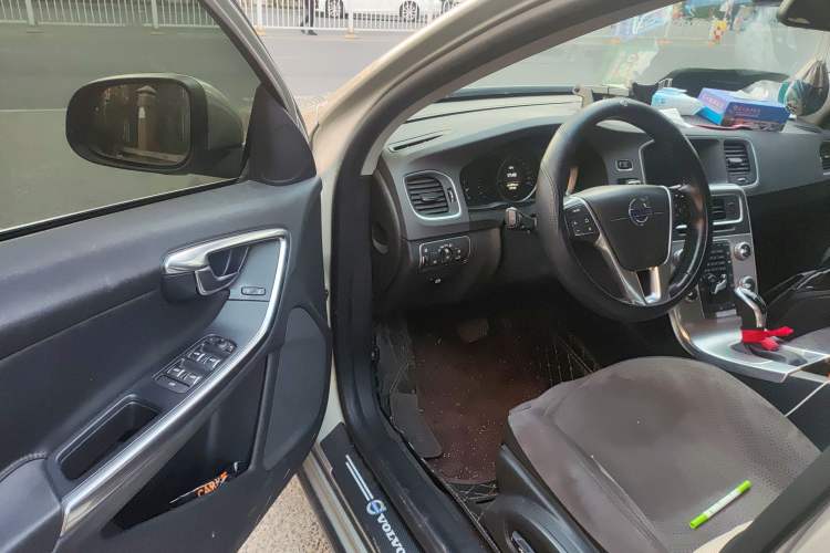 Used Volvo S60 2016 S60L T3 Smart Drive Edition Driver Seat