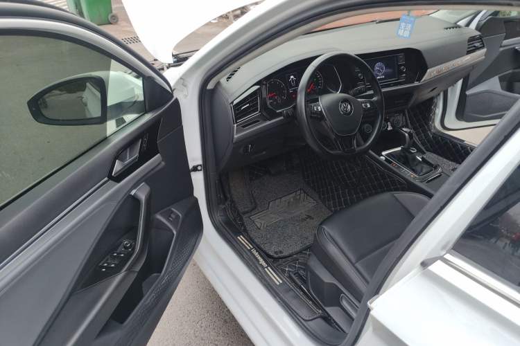 Used Volkswagen Sagitar 2019 280TSI DSG Comfort Version China VI Standard Driver Seat