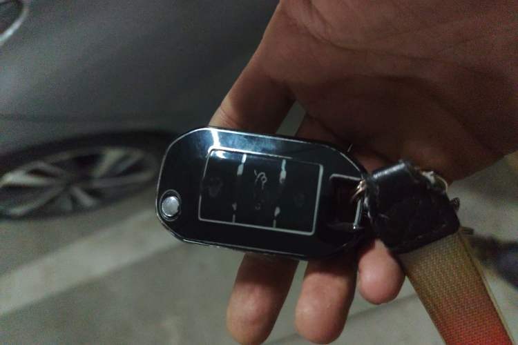 Used Peugeot 408 2022 1.6T Light-Chasing Edition Vehicle Key