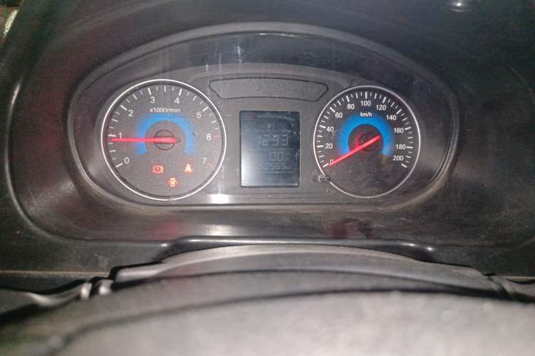 Used Dongfeng Fengon 370 2016 1.5L Manual Standard Edition SFG15-05 7 Seats