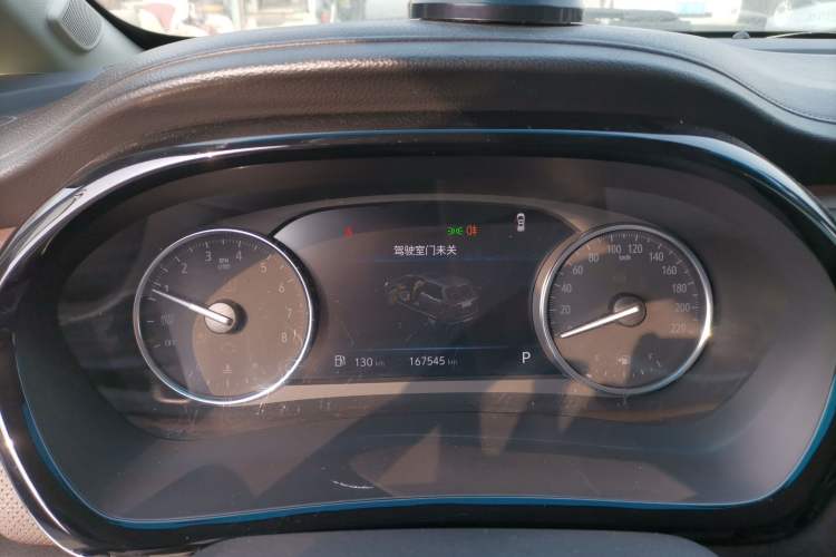 Used Buick GL8 2022 Land Cruiser Executive Class 652T Comfort Model
