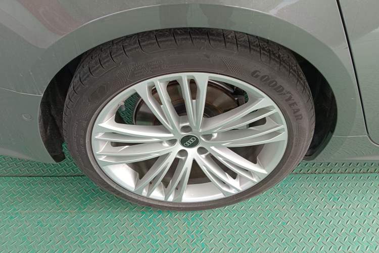 Used Audi A7L 2024 45 TFSI quattro Luxury Edition
