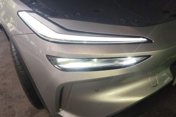 Used ONVO L60 2024 60 kWh Rear-Drive Version
