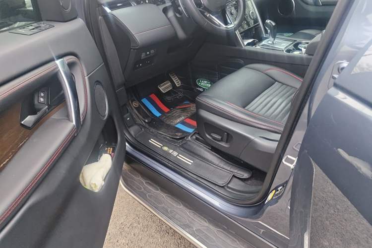 Used Land Rover Discovery Sport New Energy 2022 Facelifted P300e Plug-in Hybrid Electric Version Driver Seat